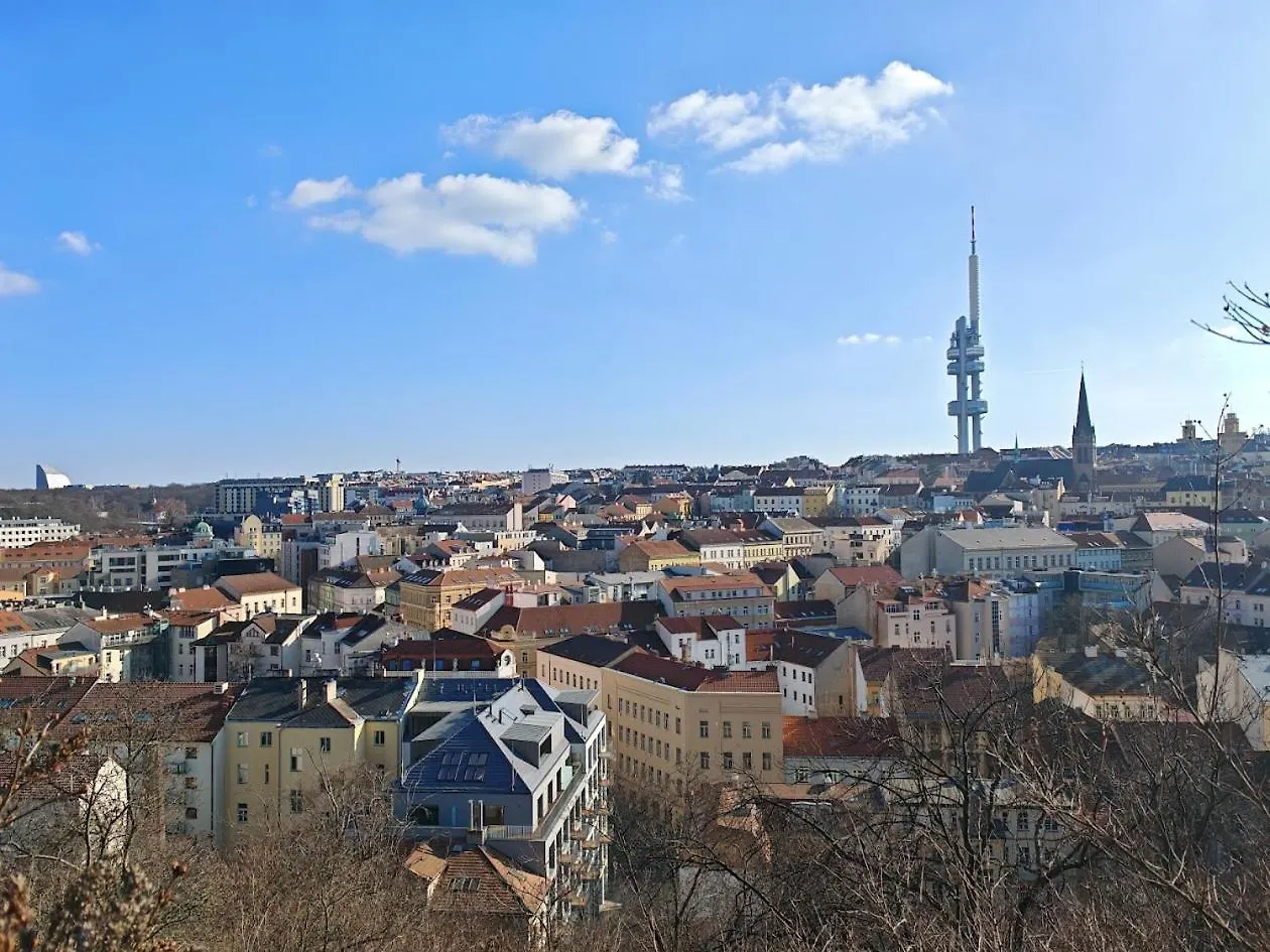 Flat In Zizkov -302- Lägenhet Prag Tjeckien