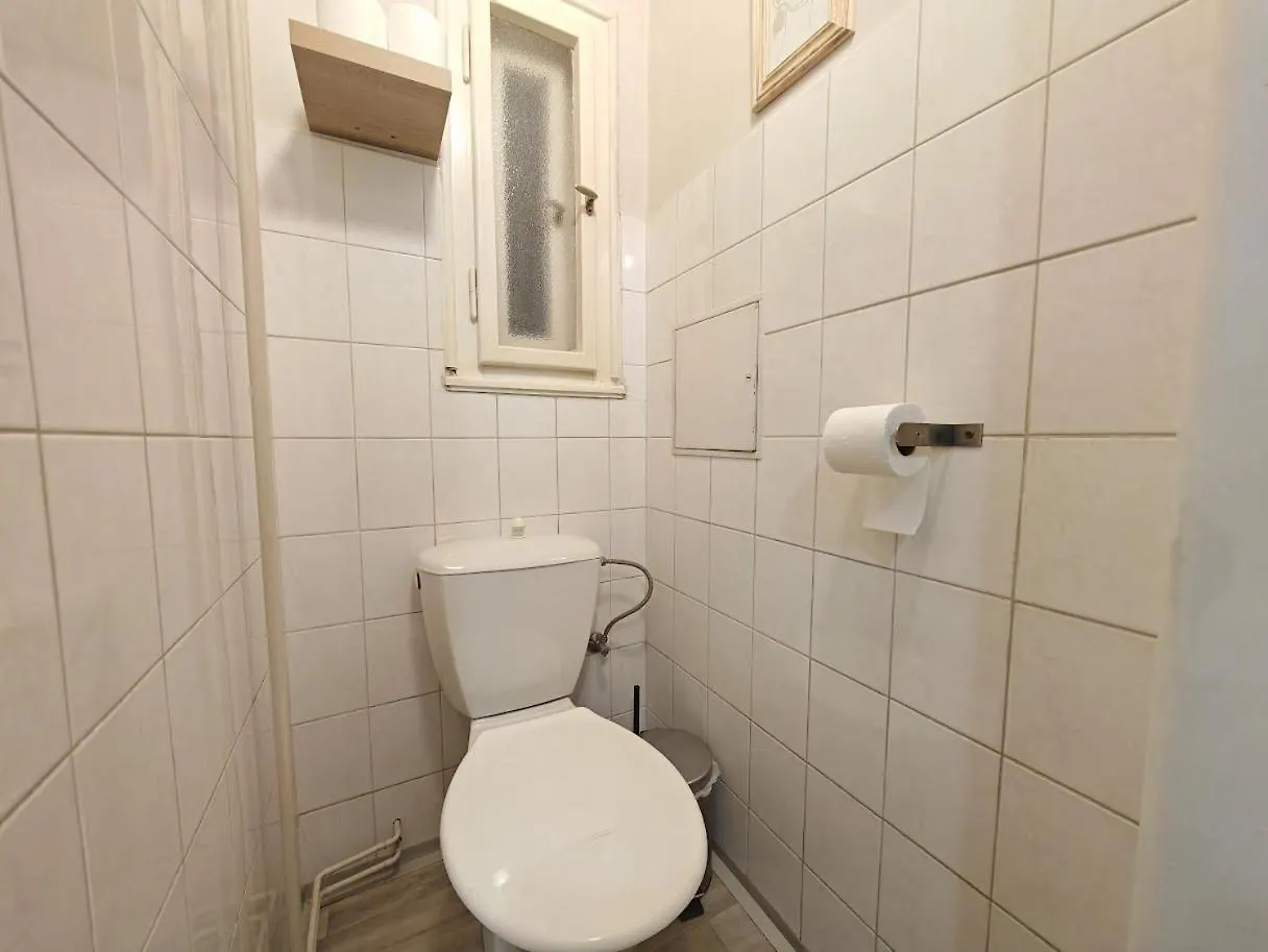 프라하 Flat In Zizkov -302- 아파트